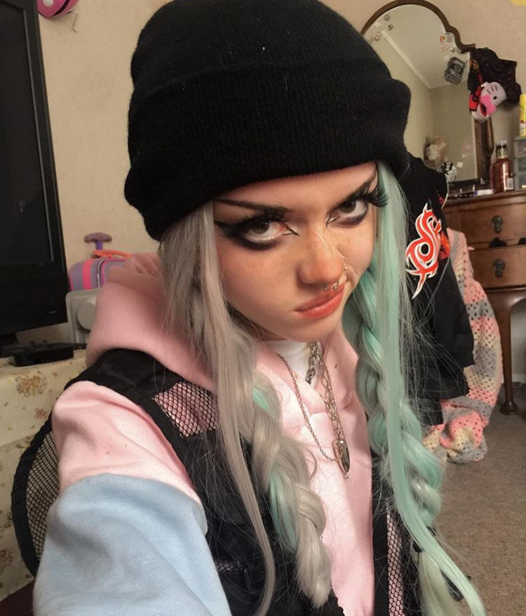 Those Are Not Edibles Those Are Chocolate Chip Cookies Lyrics haunting on Tumblr
