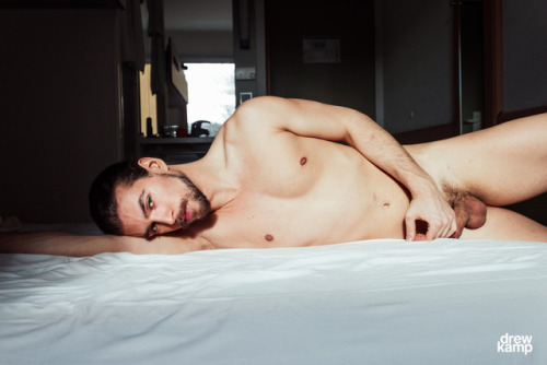 drewkamp: Model: Alexi Carpentieri http://www.modelmayhem.com/portfolio/2356827/viewall Fotographer: Drew Kamp Berlin, 2015 