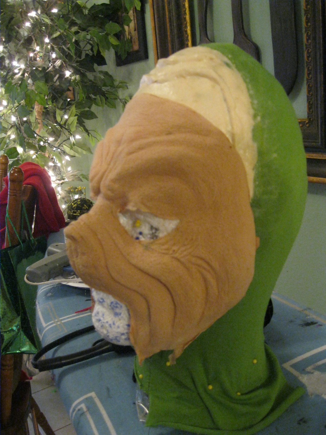twinzik:  Becoming Grinchy [Progress/Cosplay by Hee-Hee from Twinzik] 