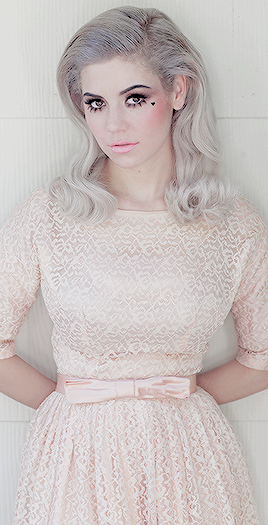 electracheart:     ♡ G A I N   P O W E R  B Y  P R E T E N D I N G  T O  B