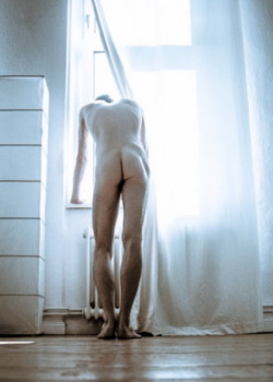 mysuits:   found in a series of photos on http://schlossschlong.tumblr.com/