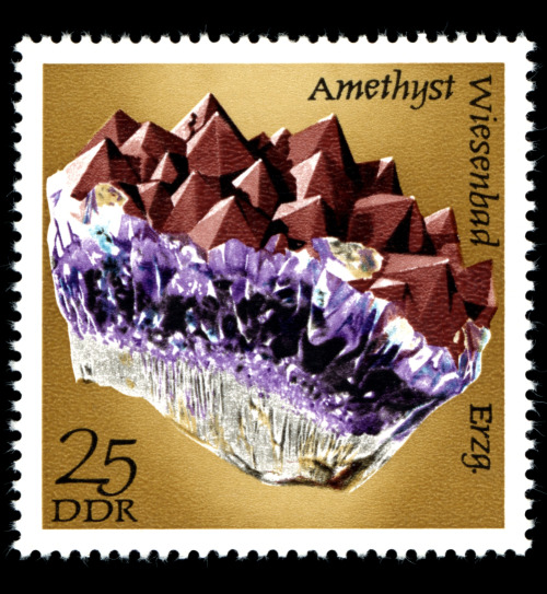 Lothar Grünewald, stamp set mineralogy, 1972. DDR / GDR. Bergakademie Freiberg. Via wikiwand