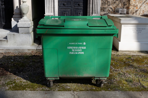 Père-Lachaise, version trash.