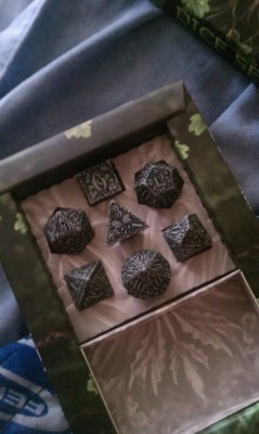 tttalkabouttheweather:  Spiffy new dice Garen surprised me with this morning! They feel like stones. :D