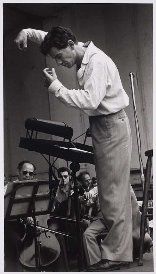 kasinski:  Leonard Bernstein conducting, 1950s 