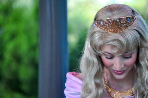 lostthingsandpixiewings:Goodness me. I love it. She’s beautiful. It’s perfect. And I, personally, LO