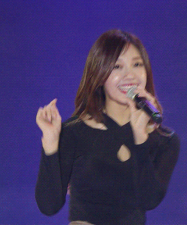 eunjieveryday:  161030 Mr Chu. Performance