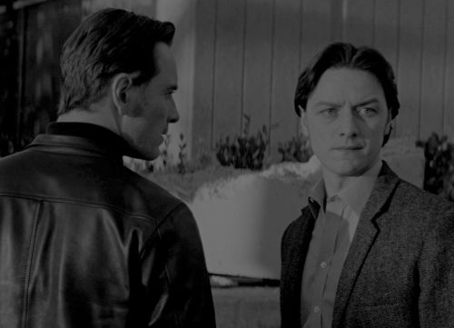 pietruo:I AM NOT VERY POETIC, BUT I KNOW I LOVE HIM.AND LOOKING AT HIM FEELS LIKE THE GREATEST POEM 