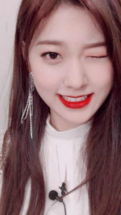   choerry soft lockscreens        like or reblog if u save 