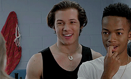 theclassymike:Leo Howard in the web series Welcome to Howler. (gifs made by http://thaliarps.tumblr.com/)