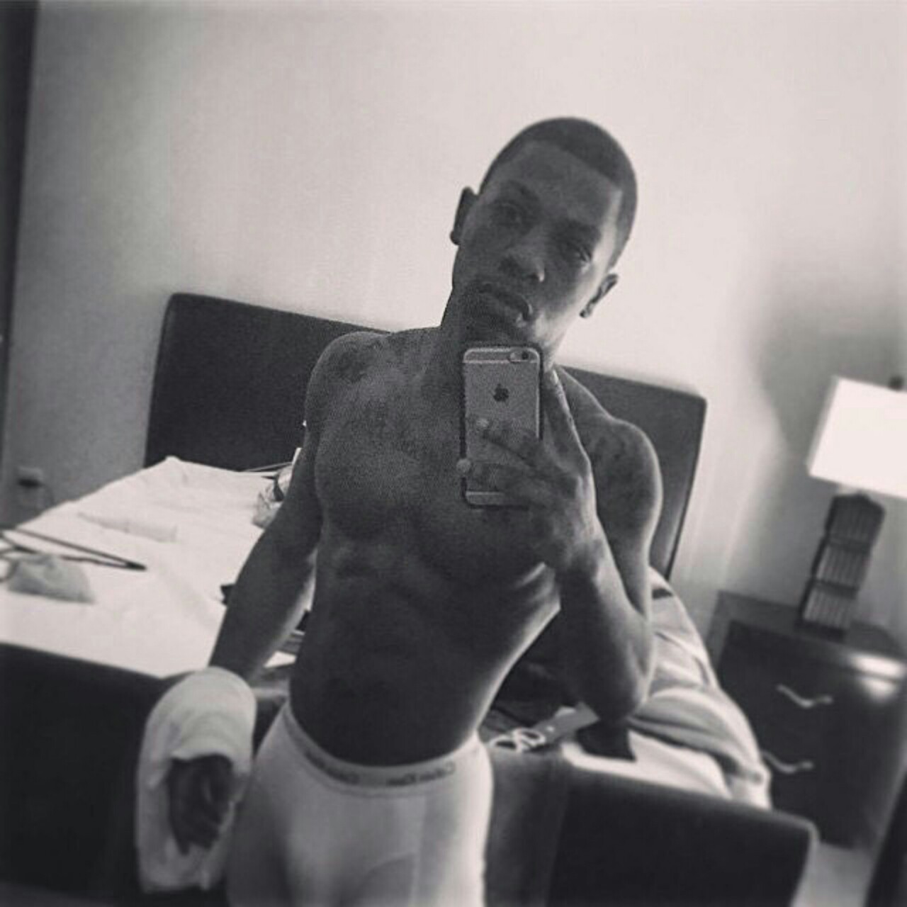 lamarworld:  (PART 2 of 2) Bobb'e J Thompson body, booty &amp; bulge