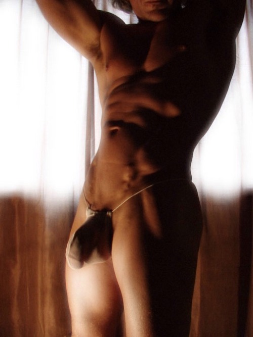 jey-xxx-wynn:  desire4change:N2N mesh thong, def not made for function!!  Love reblogs, submissions, requests, and notes… KIK: desire4change  unless the function is to be sexy as hell, produce and show off an amazing bulg… then N2N has succeeded. 