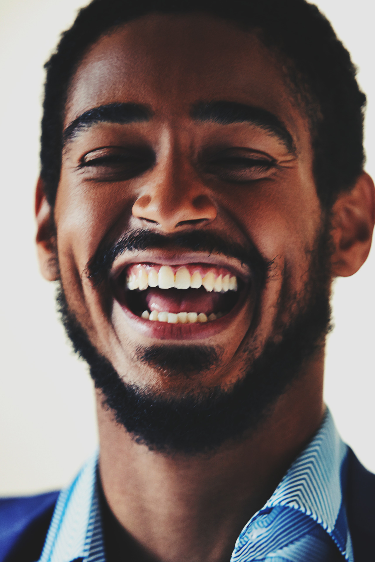 shattxrstar:Alfred Enoch by Vincent Dolman (2016).