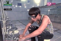 fantasticbb:  Some time you just get lost on Youtube and destiny drive you to clik