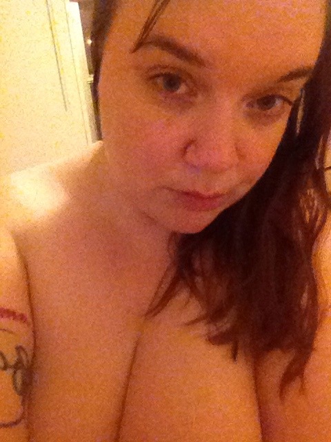 awkward-panda-is-awkward:  My night. Looking cute and tumblr and flipz