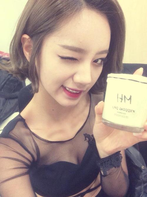 Hyeri (Girls Day) - MH Candle Sponsor Pic