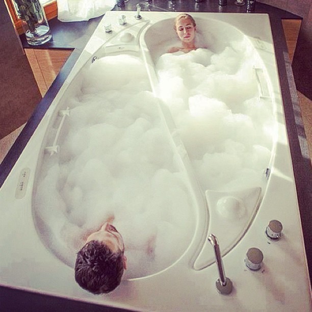 herfatalflaw:  This is perfect except for nothing being able to physically bath with