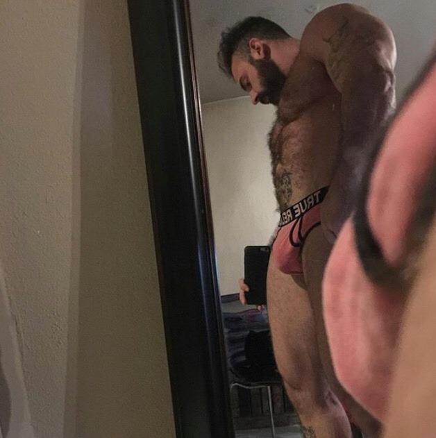 daddystarmusic:  The following need to grab at your penis is brought to you by the