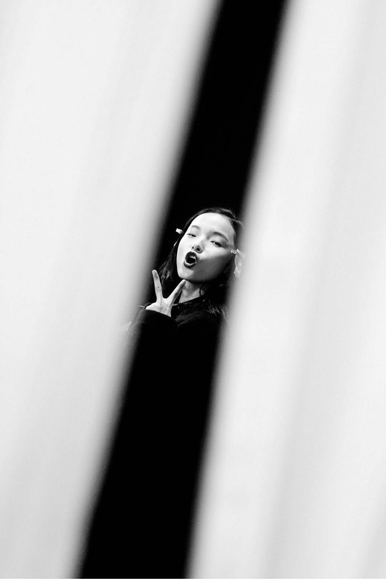  Xiao Wen at 3.1 Phillip Lim’s FW13 backstage. 