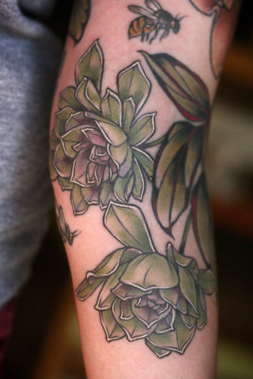 kirstenmakestattoos:  Details! 