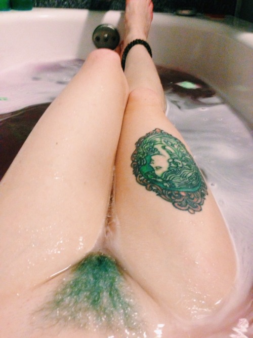 ccclementineee:  So far people have come up with:-blueberry yum yum  -smurfet -blueberry muffin -blueberry kush  This is so cute that’s sexy and then back to cute