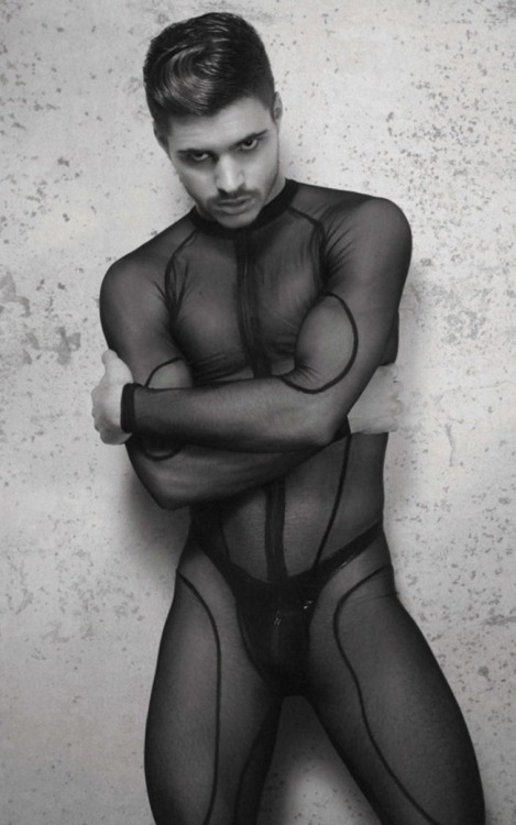 aworldofmenz:  quando2:  Matthieu Charneau  A World of Menz