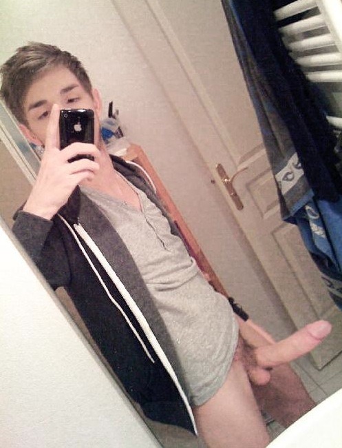 self-shot-boys:  http://self-shot-boys.tumblr.com 