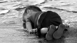 ibtasem:  crushis:  Abdullah Kurdi, the father of the drowned