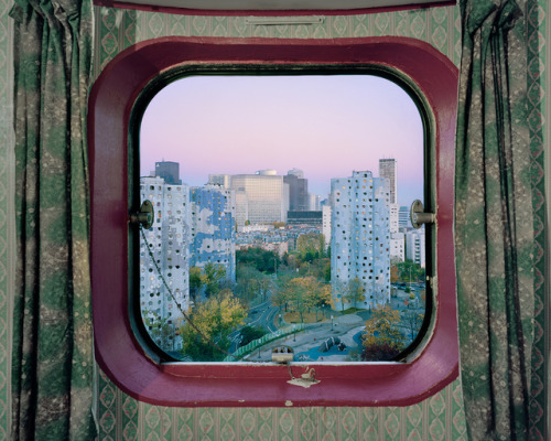 nevver: Look through any window, Laurent Kronental