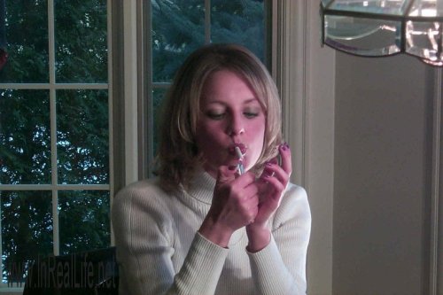 pdr86442: my-smokey-obsession: Julie from IRL at the turn of the century. Perfection in her day. Wo