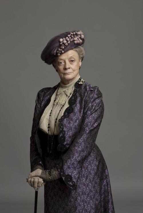 tlwa2007:  annataughtme:  bloodyredcarpet:  On this day in 1934, an acting legend was born…bowing down with great respect for Dame Maggie Smith on this, her 80th birthday! (b. Margaret Natalie Smith; December 28, 1934)  Yass!!  Yesss Maggie!!!!  Maggie