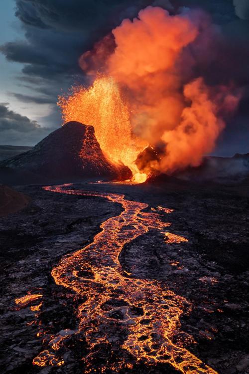 amazinglybeautifulphotography: Fagradalsfjall Iceland. Here’s my favorite shot from my recent trip. 