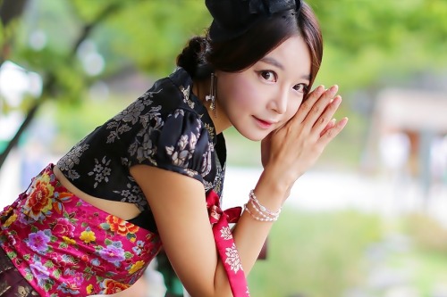 Lee Eun Seo