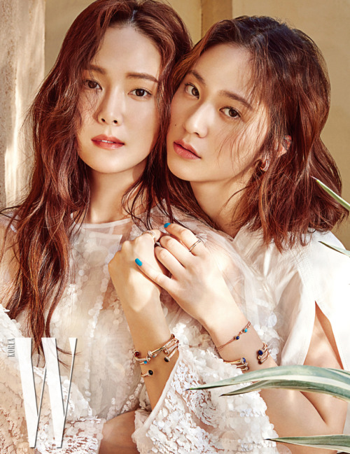  180418 W KOREA 2018 MAY ISSUE - Dazzling Sisters (제시카&크리스탈) © W KOREA 