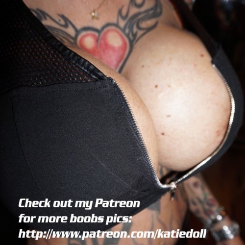 1600cc and hopefully getting an upgrade soon. Support my boob journey: http://www.patreon.com/katied