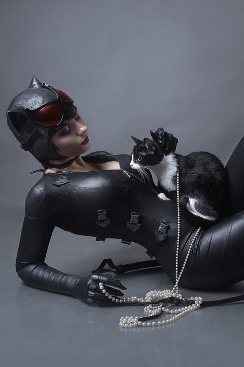 Sex hotcosplaychicks:  CatWoman DC Comics Batman pictures