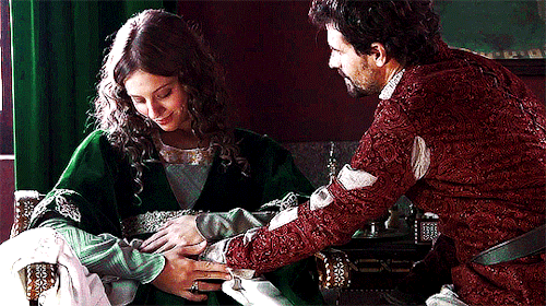 latristereina:ISABEL TVE 1x10