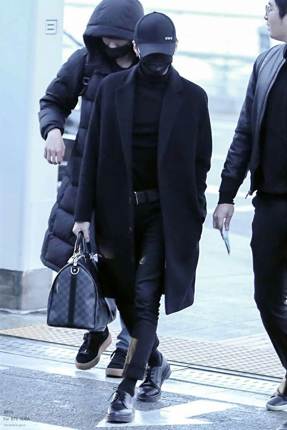 Soaring (Kyung)Soo(n) — Min Yoongi (Suga - BTS) Street / Airport Fashion