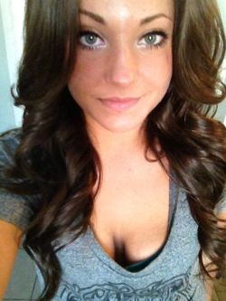 jenakrone:  Fantastic pretty selfshot http://tinyurl.com/Bgm7FUCddZJpEqX