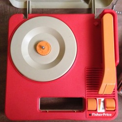 djbuddyluv:  Fisher-Price Portable Record Player Model 820 1983 #records #vinyl #wax #analog #stereo #mono #45s #45rpm #7inch #33rpm #12inch #LP #compilation  #ditc