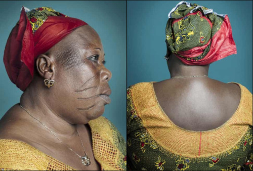 hellolovelyscientist:dianeaudreyngako:“Hââbrê”, latest generation of scarification in Africa.Picture