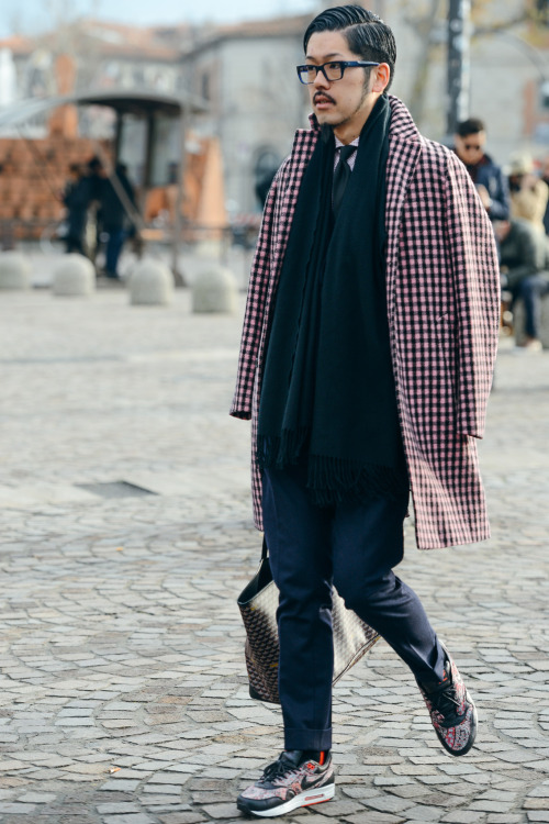 Streetstyle inspirAsians during Men&rsquo;s Fashion Week Photos: Tommy Ton for style.com