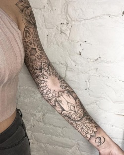 1337tattoos:  Dasha Sumkina  