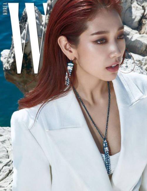 Park Shin Hye - W Korea Magazine Pics