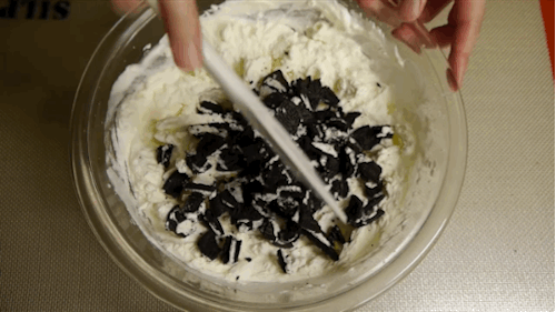dark-pika:  themysterydude:  plaidsquid41030:  beben-eleben:  Here Is The Giant Oreo Cookie Cake Recipe You’ve Been Searching For  Don’t let the moreo guy see this.  THE WORLD IS NOT READY  Not with that attitude.