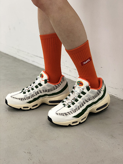 UNSTABLE FRAGMENTS — NIKE AIR MAX 95 