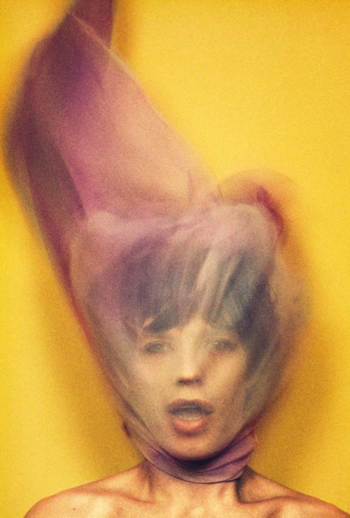 srhuesos:Mick Jagger and Keith Richards photographed by David Bailey for the cover of The Rolling Stones’ album Goats Head Soup, 1973.