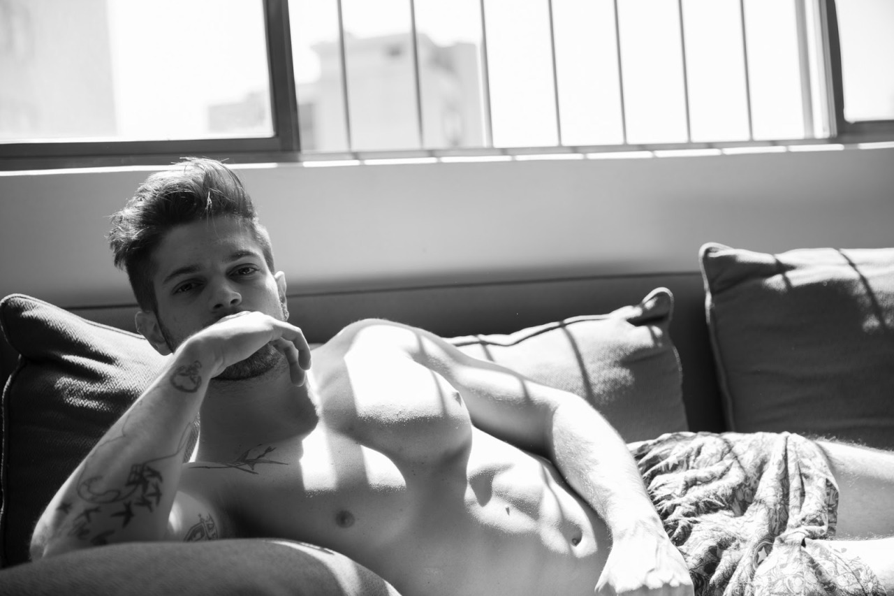 eroticco-magazine:  Model: Federico DevitoPhotographer: Joāo ProspiterPart 1 