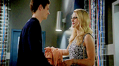 stydiaislove: “Bye Barry.”“Bye Felicity.”