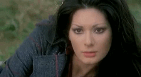 bardotinmotion:Edwige Fenech in the ’60s. That porcelain skin and dark hair makes her look like a real-life Snow White!